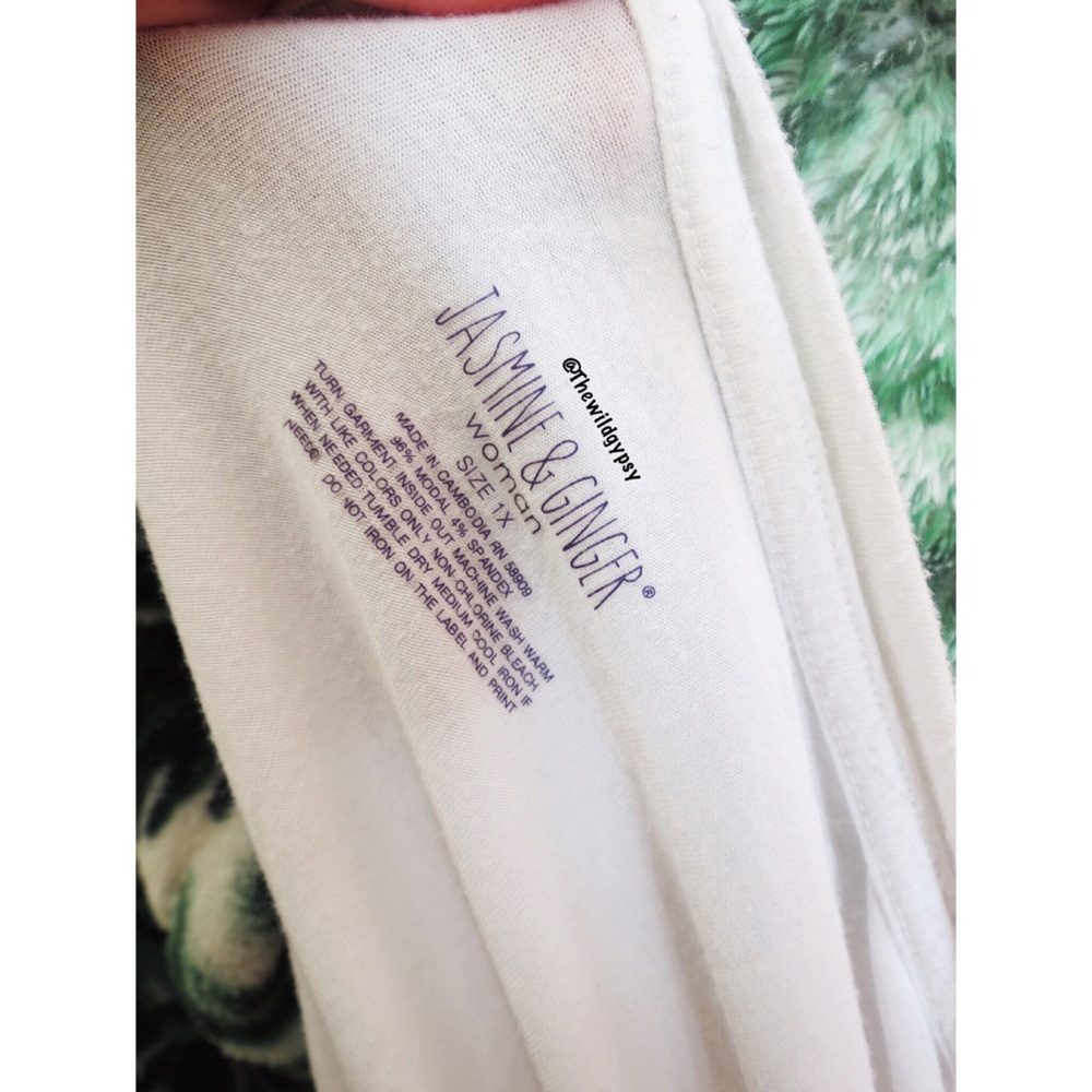 Boho accent printed slouchy tee 🌜 - Picture 6 of 7